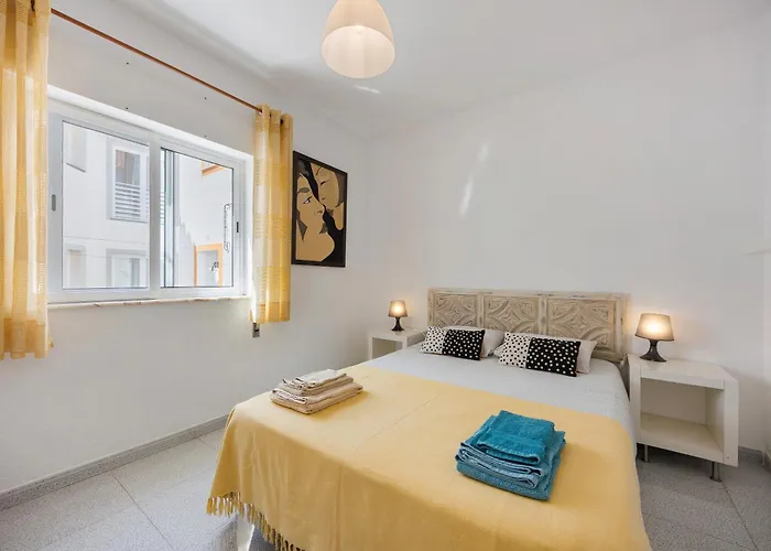 Carrapateira Apartman *