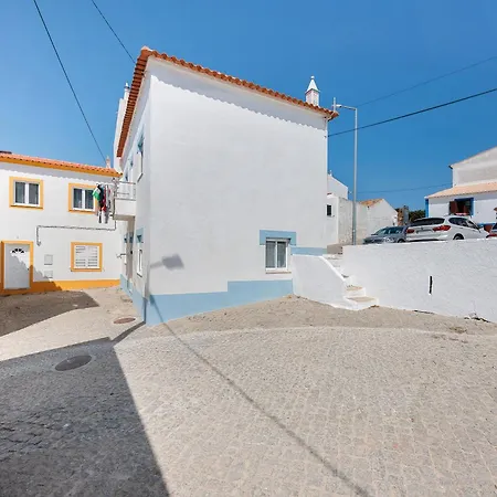 Carrapateira Apartment *